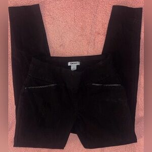 DKNY black capris